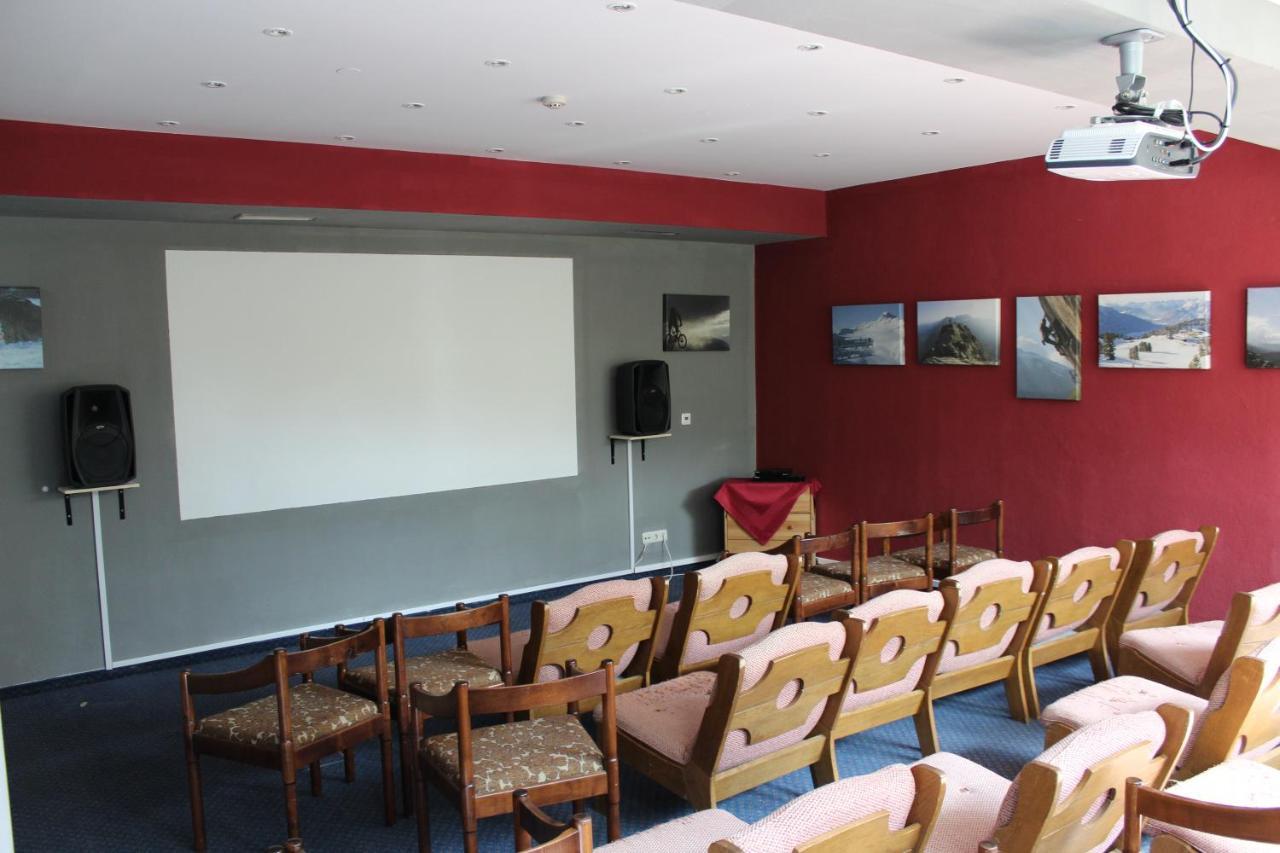 Aktiv Hotel Oetztal Bagian luar foto